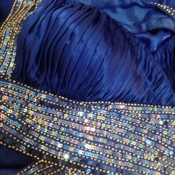 Y2K PROM DRESS - Picture 4 of 4